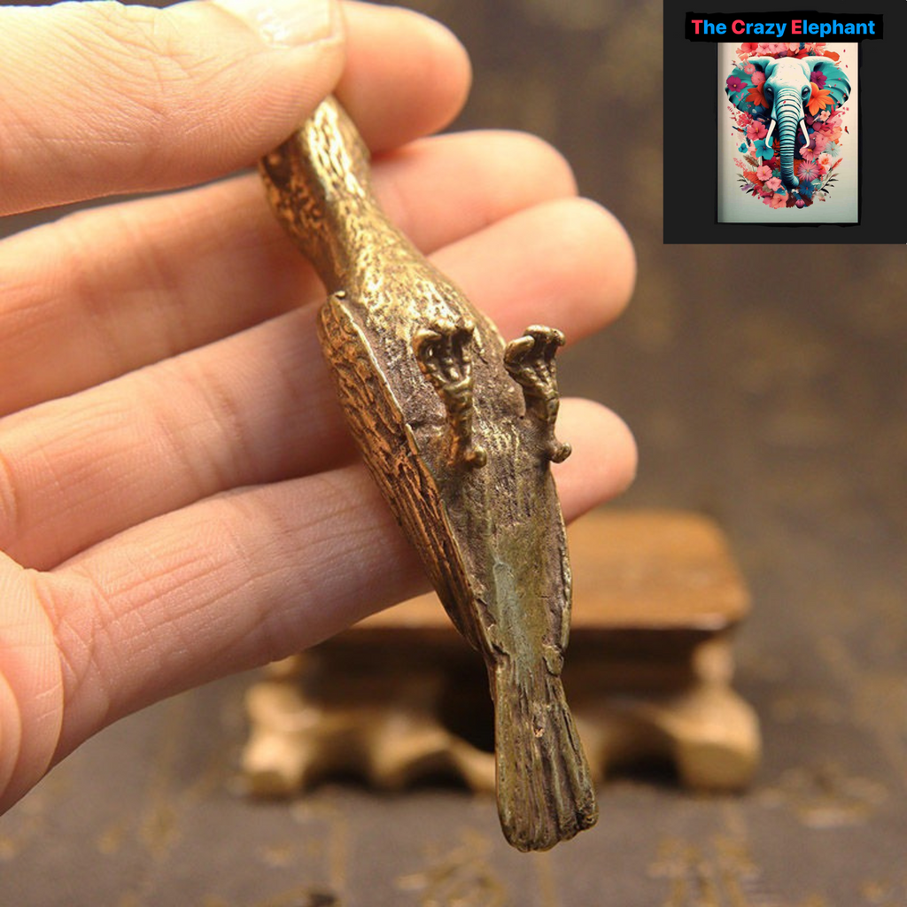 Handmade Copper Woodpecker Figurine: Realistic Bird Desk Decor